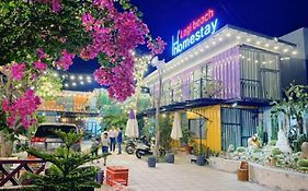 H-Homestay Container Lagi Beach